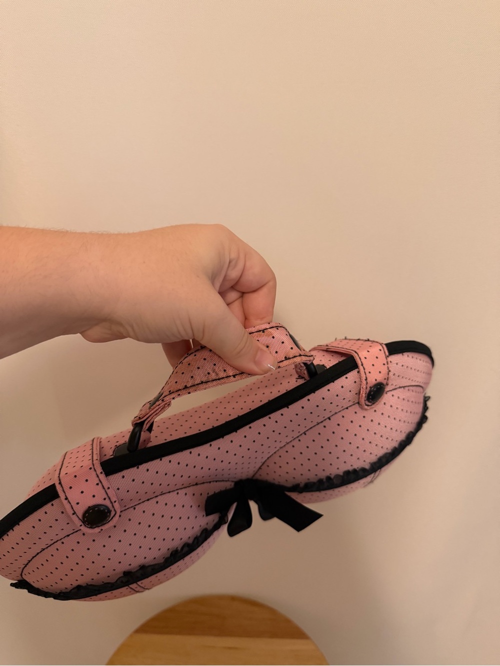The Brag Company Bra-Shaped Lingerie Travel Case (Pink Polka Dot) - Picture 2 of 8